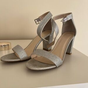 DB Studio Silver Sparkle/Glitter Ankle Strap Heels size 8